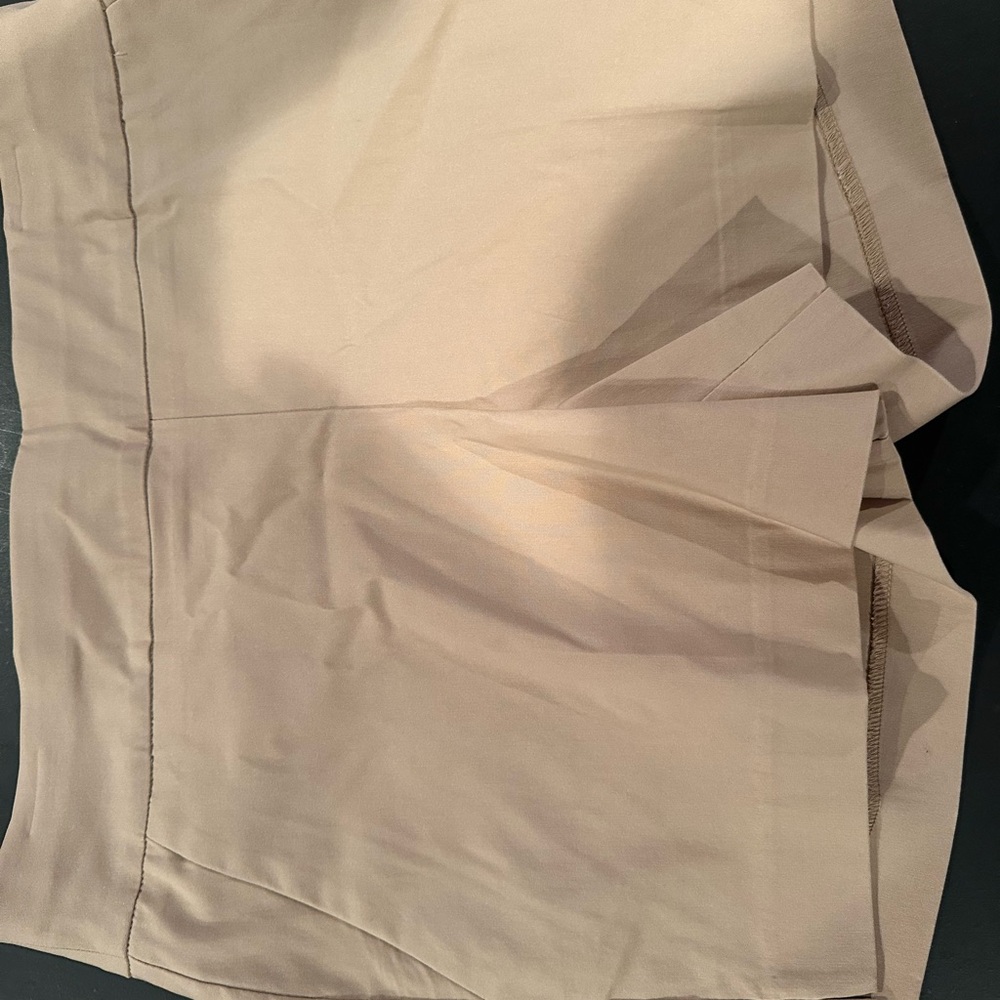 New York & Company Light Tan Shorts